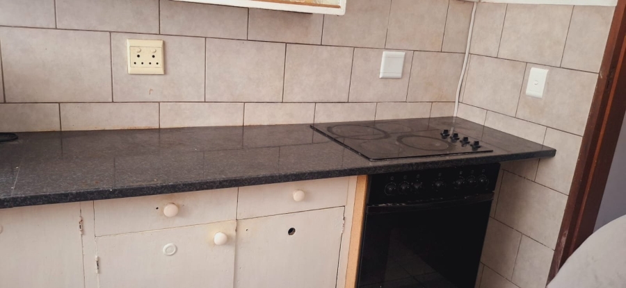 2 Bedroom Property for Sale in Port Elizabeth Central Eastern Cape